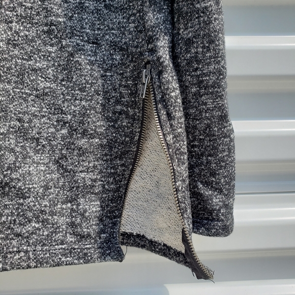 Fabletics "Taj" hoodie black speckled French Terry - Picture 7 of 9